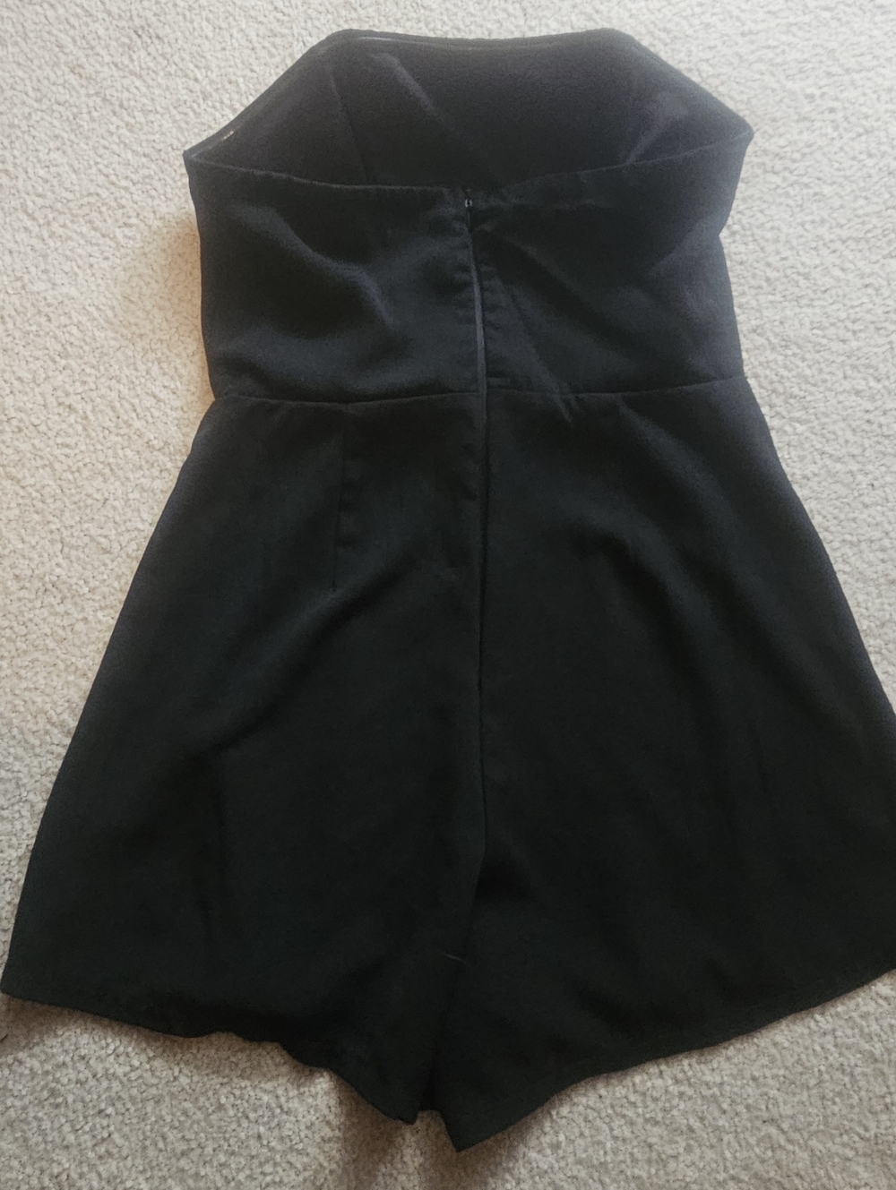 Vestique Strapless Black Smocked Romper Size Small - Picture 5 of 10